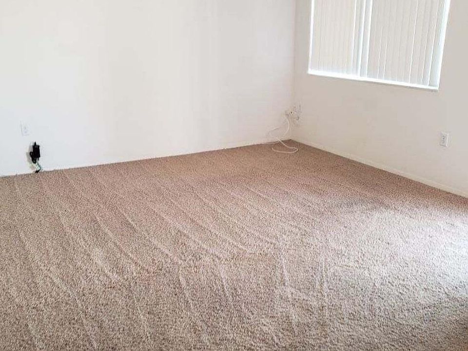 2nd image of 28286 Winged Foot Dr
