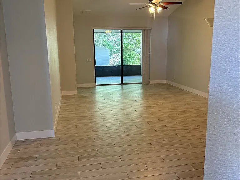 5442 Granada Blvd — Photo 2