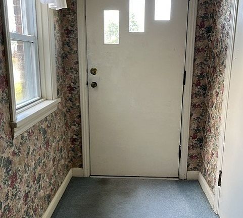 3rd image of 1006 3rd Ave