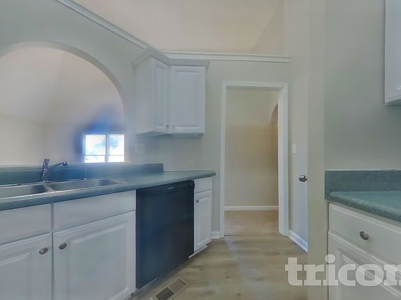 4th image of 4784 Julian Way