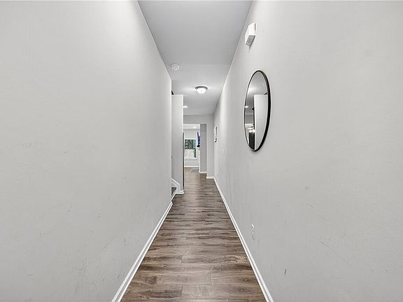 3rd image of 547 Monticello Blvd SE