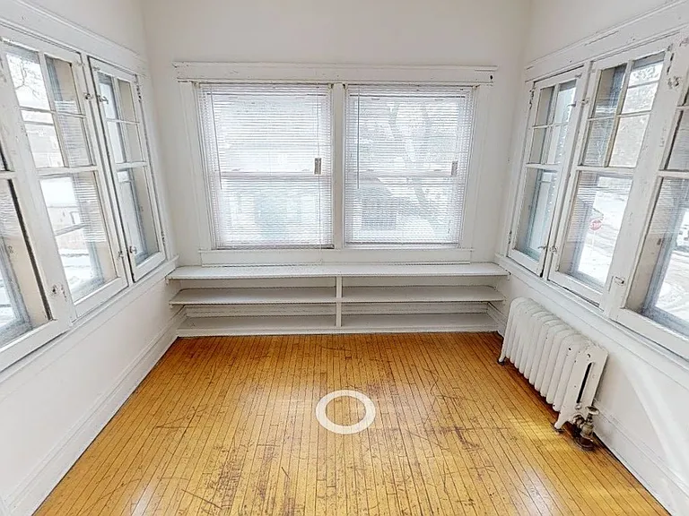 1902 E Linnwood Ave — Photo 39