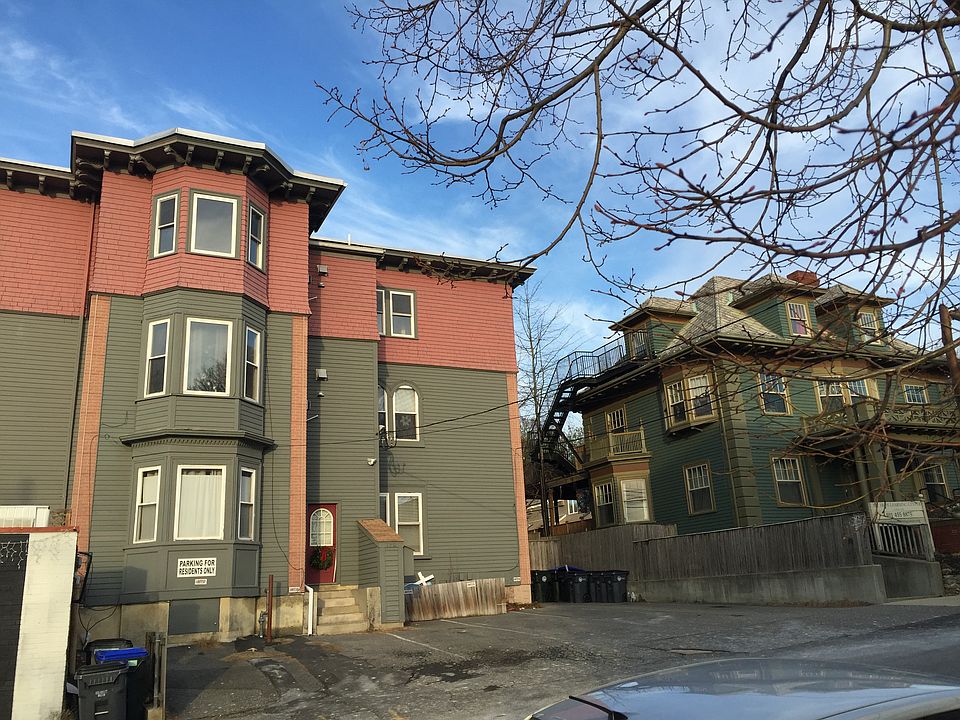 1st image of 130 Cypress St Unit 6
