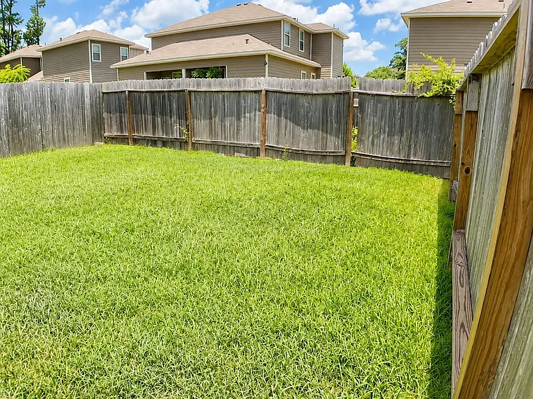 124 Camelot Place Ct — Photo 28