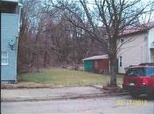 810 7th St, Beaver Falls, PA 15010