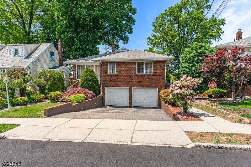 1st image of 1081 Bergen Blvd