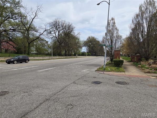 5426 N Euclid Ave, Saint Louis, MO 63115
