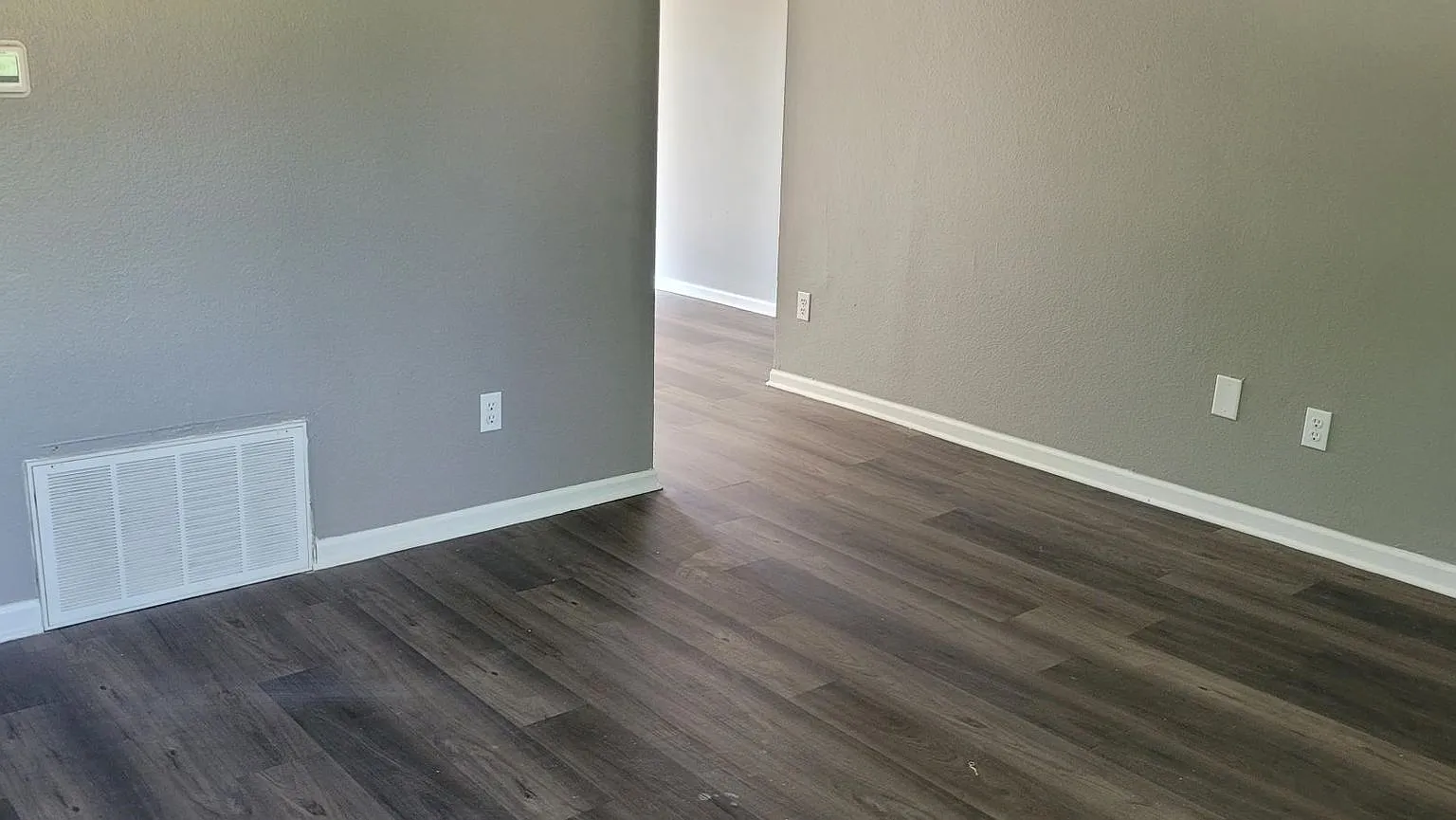 1637 Smith Rd. - Fair Oaks/Smith Holburn — Photo 3