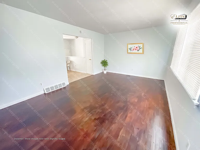 2710 E Pierson Rd — Photo 4