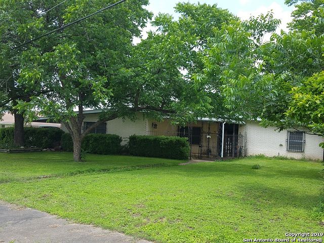 1st image of 307 Killarney Dr