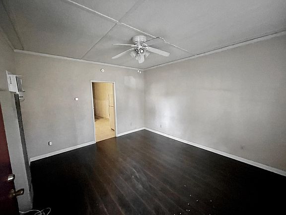5th image of 1822 F St APT 1