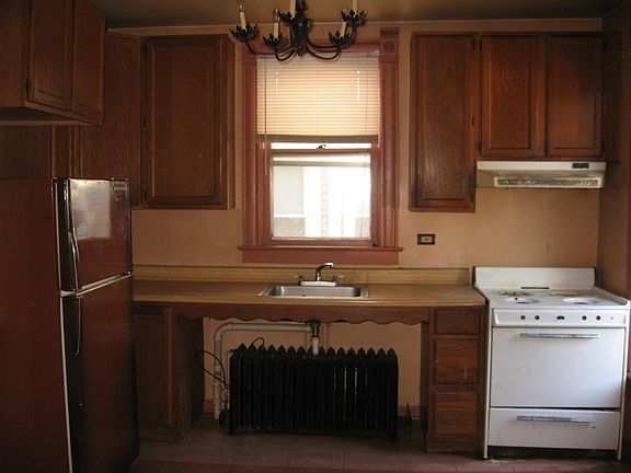 4th image of 414 W Clayton St APT 1