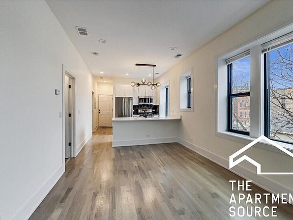 3rd image of 2553 W Hirsch St #3D