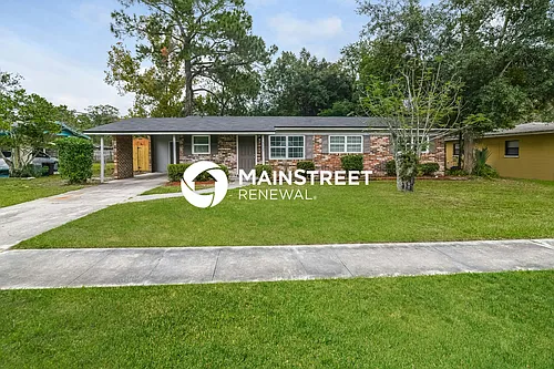 5027 McManus Dr Photo 1