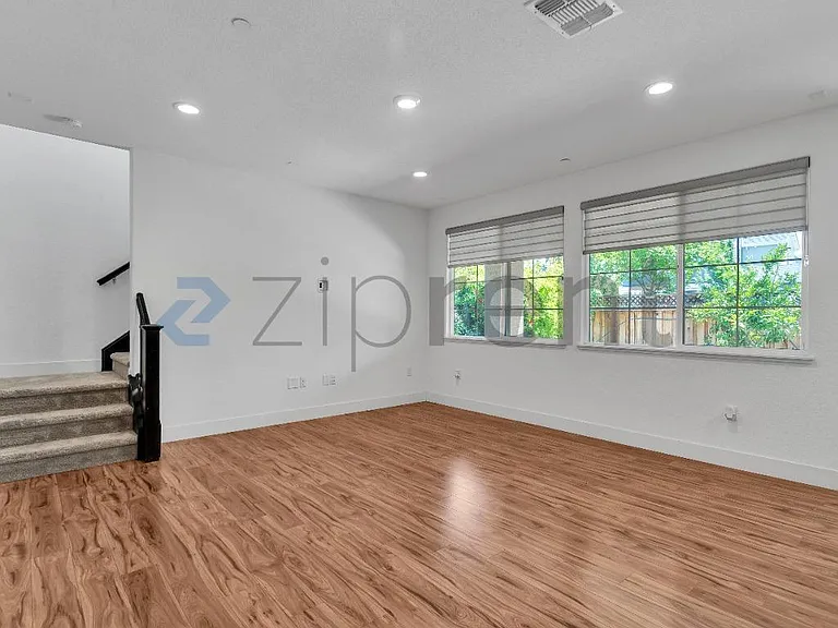 1483 S Barker St — Photo 5