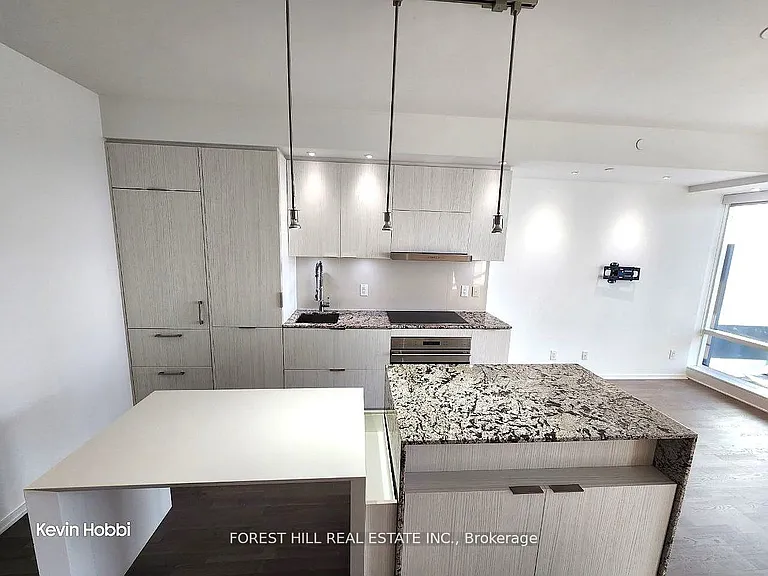 1 Bloor St E #5210 — Photo 1