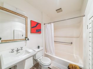 3761 Park Boulevard Way, Oakland, CA 94610