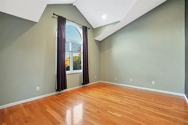 5 Hops Commons Ct — Photo 20