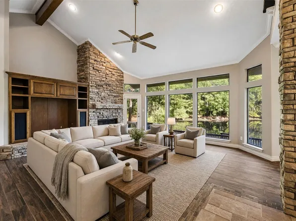 424 Nursery Rd, Spring, TX 77380