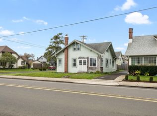 2602 3rd St, Tillamook, OR
