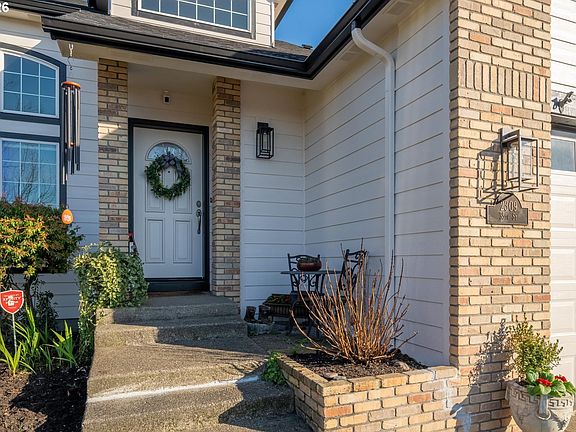 2nd image of 2309 35th St