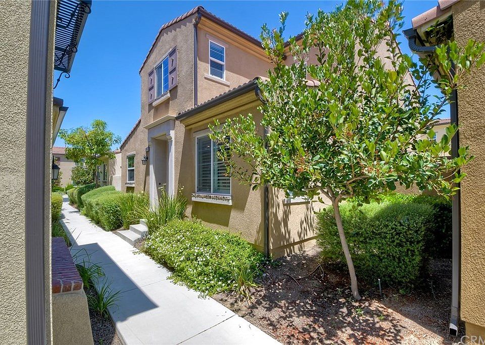 1st image of 37375 Paseo Tulipa