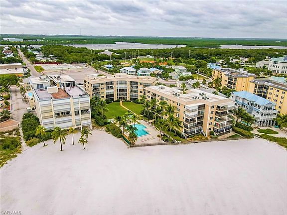 4th image of 2580 Estero Blvd APT 503