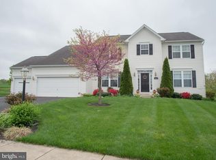 1345 Karens Way, York, PA 17402