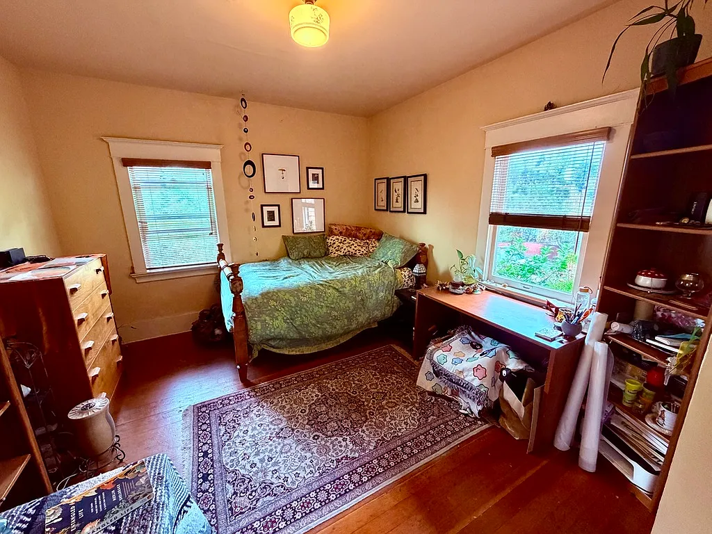 1 bed, 2000 sqft, $1,275 — Photo 2