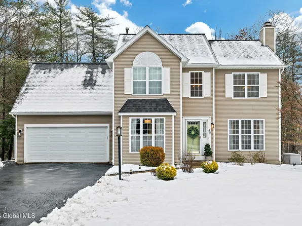 45 Brendan Lane, Niskayuna, NY 12309
