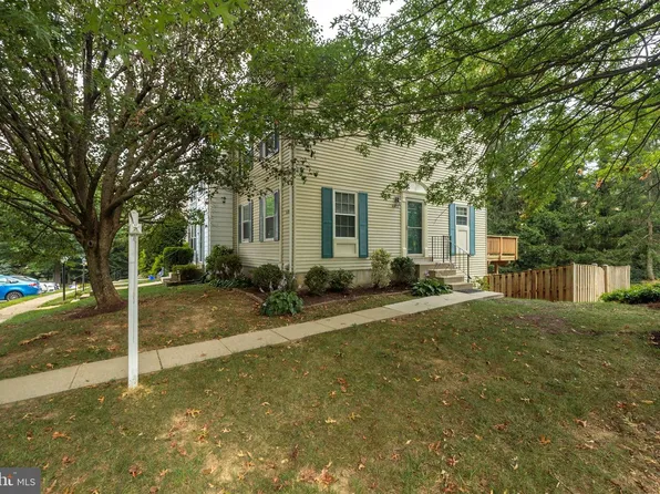 6450 Brickleigh Ct, Alexandria, VA 22315