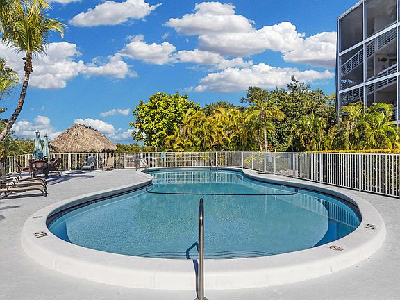 3rd image of 80450 Overseas Hwy APT 107