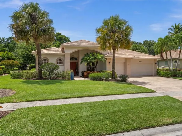 8906 Lely Island CIR, NAPLES, FL 34113