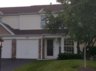 252 E Shag Bark Ln, Streamwood, IL