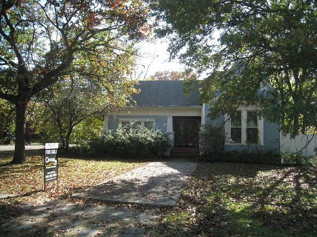 1st image of 603 Lynch St
