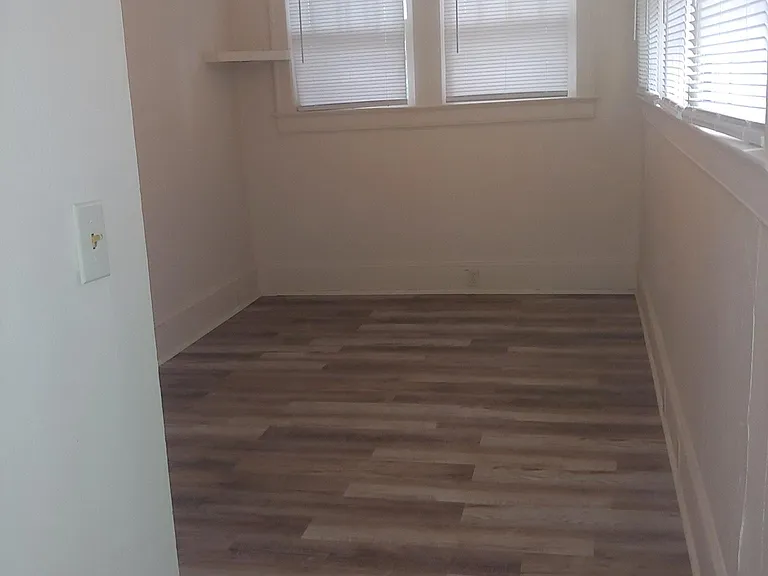 619 N Horner Blvd — Photo 5
