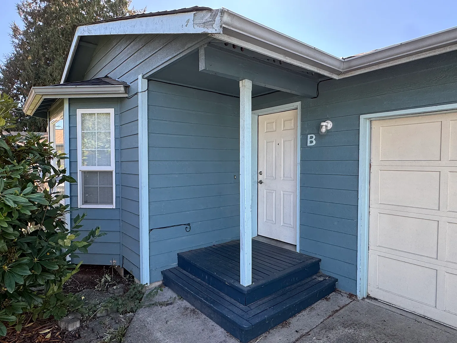 2 bed, 1.5 bath, 978 sqft, $2,600 — Photo 2