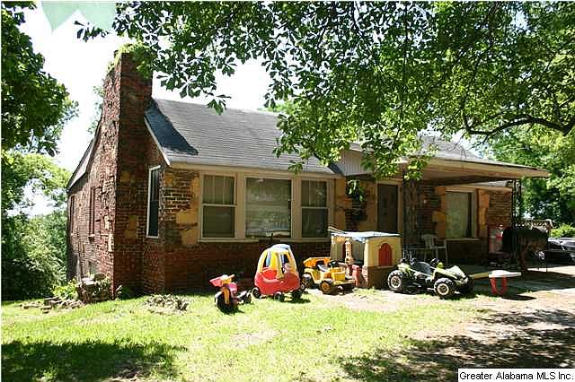 2nd image of 1136 Linthicum St