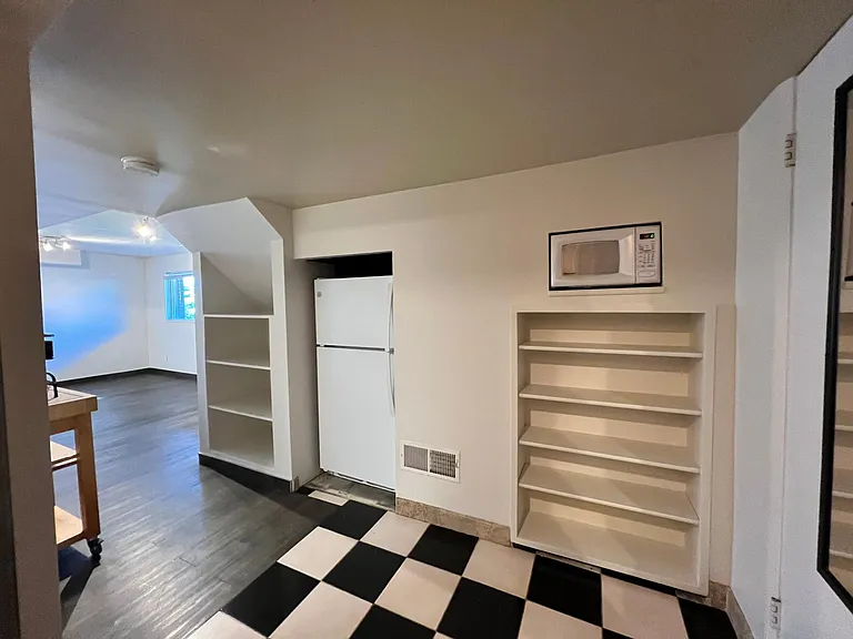 1779 S Foothill Dr #B — Photo 9
