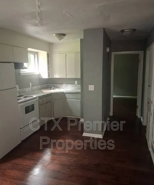 416 E Dunn Ave #1