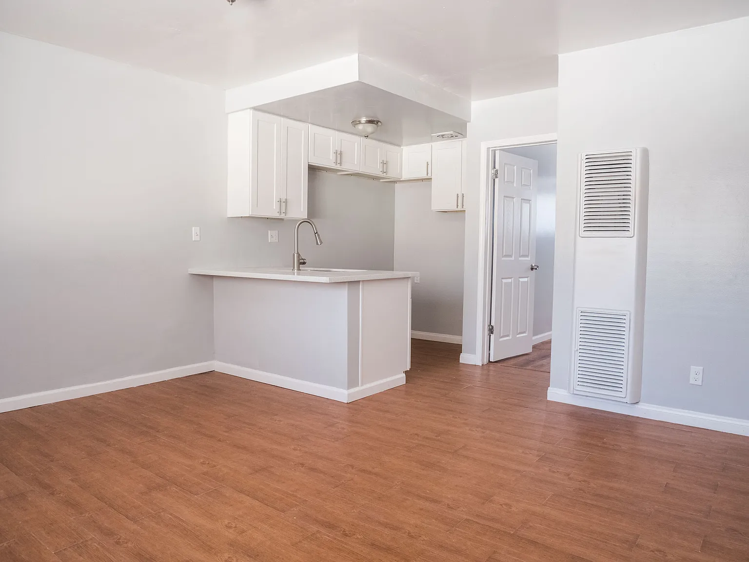1 bed, $1,750 — Photo 2