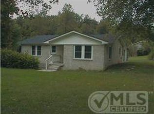 366 Main St S, Brush Creek, TN 38547