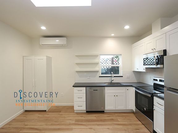 3rd image of 841 Warfield Ave #Adu-839