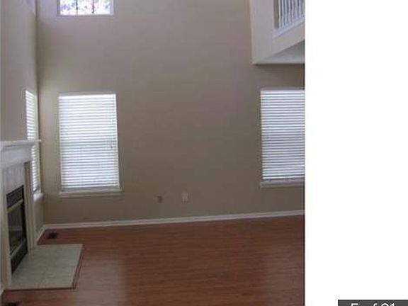3rd image of 4409 Charles Dr