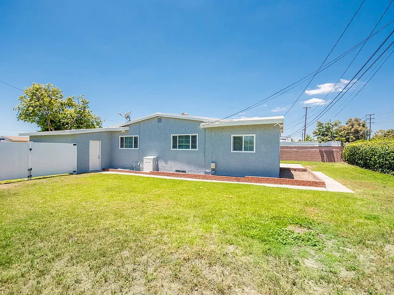 5769 E Oakbrook St — Photo 36