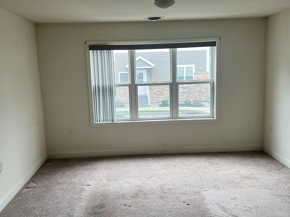 1st image of 1047 Broadway #11468411