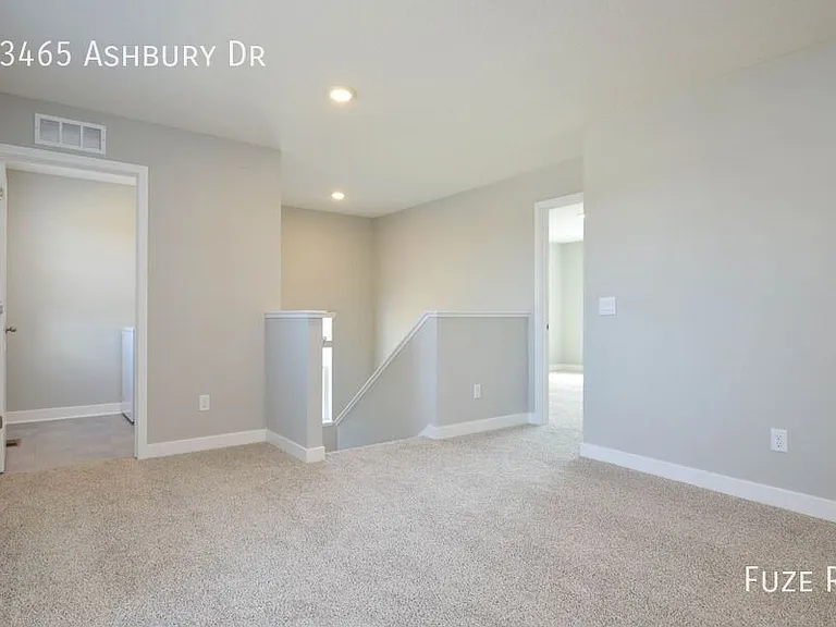 23465 Ashbury Dr — Photo 12