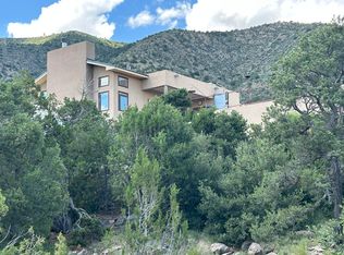 30 Skyview Ln, Edgewood, NM 87015