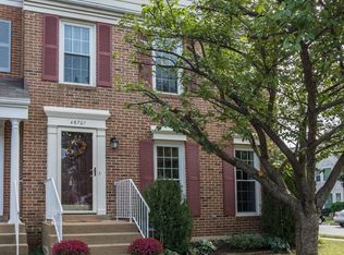 46701 Bullfinch Sq, Sterling, VA 20164