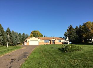 2885 Oakgreen Ave N, Stillwater, MN 55082